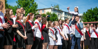 Новости Коломны- Праздничные линейки, посвященные завершению учебного года, стартовали в школах городского округа - KolomnaOnline.Ru
